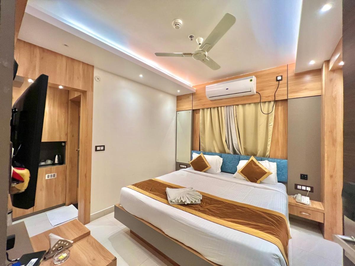 Hotel The Magnum Deoghar Esterno foto