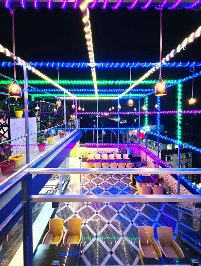 Hotel The Magnum Deoghar Esterno foto