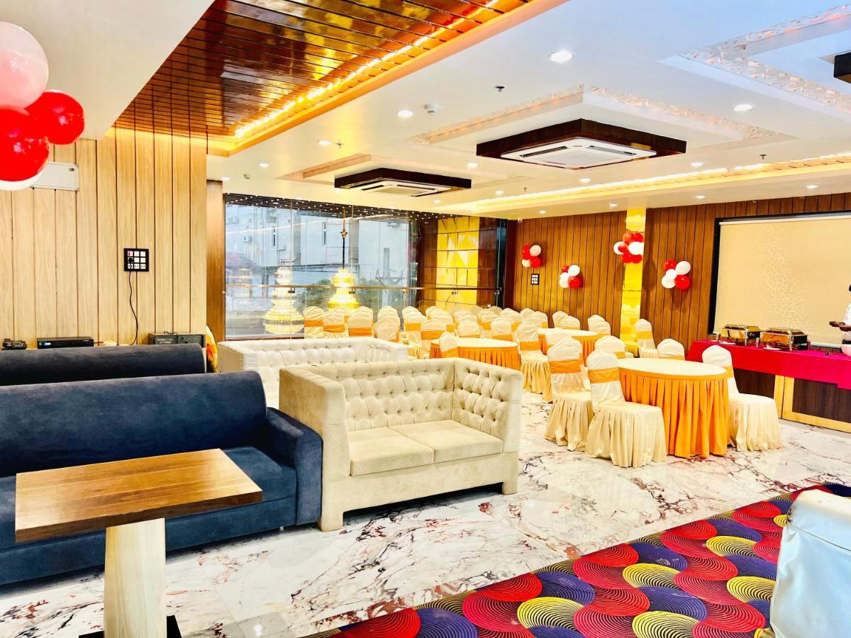Hotel The Magnum Deoghar Esterno foto